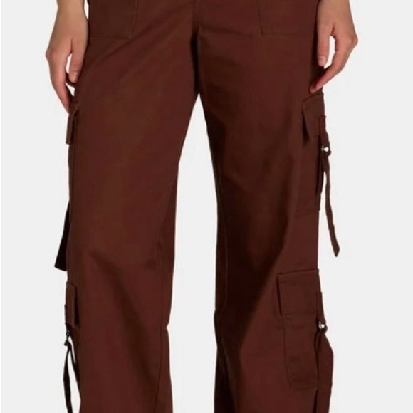Brand new wide leg cargo pants - Picture 2 of 9